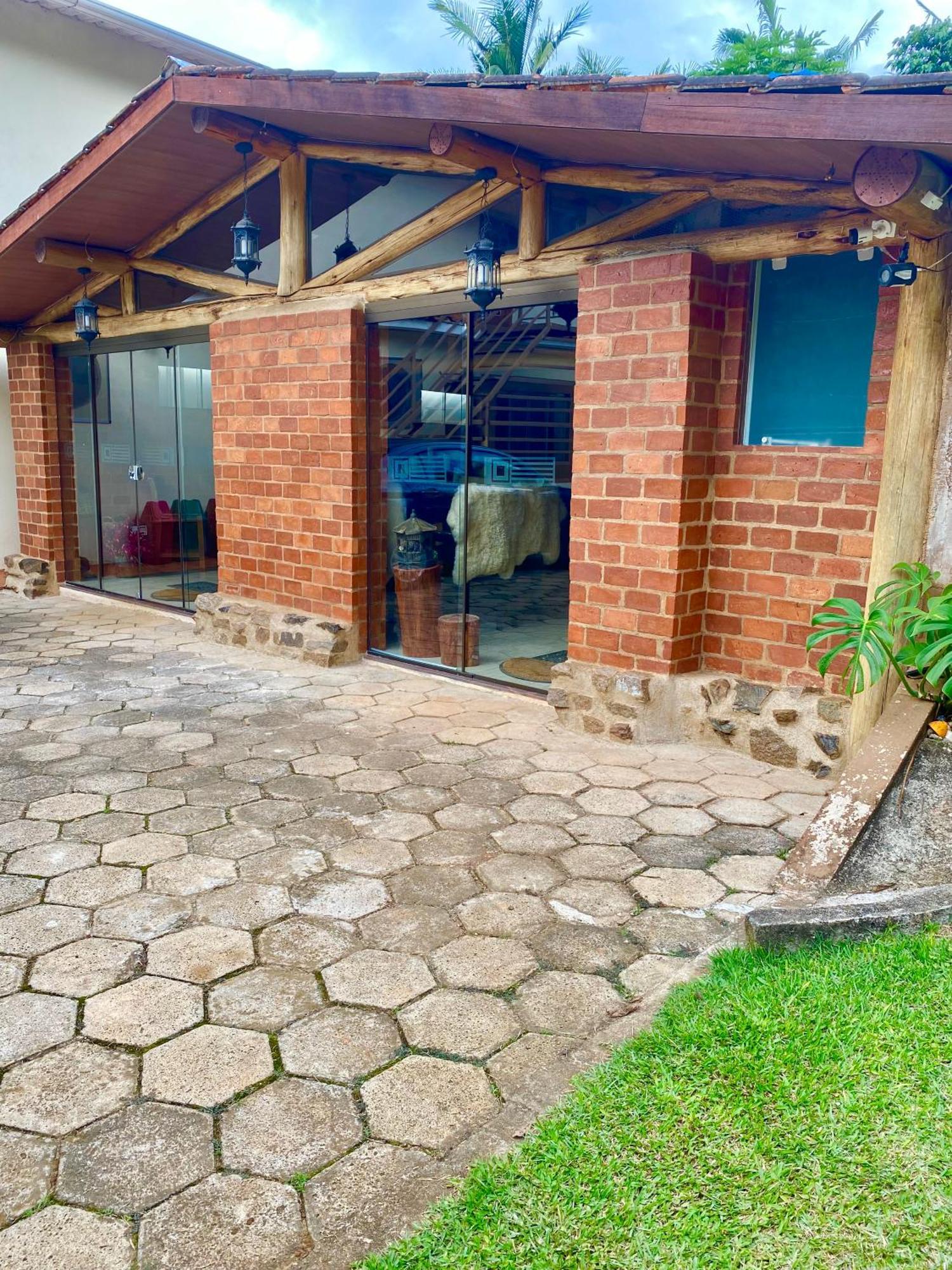 Altitude 1200 Fazendinha (Minas Gerais)