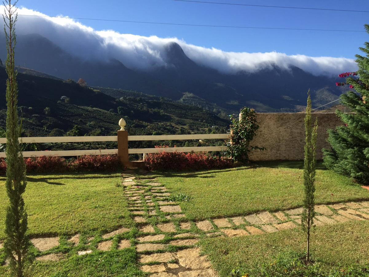 Alojamento de Acomodação e Pequeno-almoço Altitude 1200